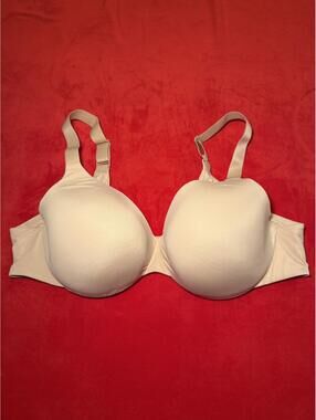 NWOT Skims Smoothing Intimates Full Coverage Lightly Lined Bra Color Clay 44C